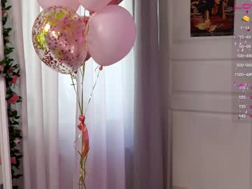 webcam girl holliwould_ live cam image #5671319