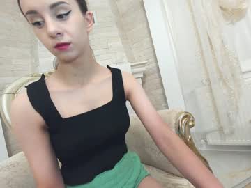 webcam girl ehotlovea live cam image #4672110