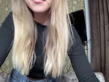 webcam girl lily_hun live cam image #871708