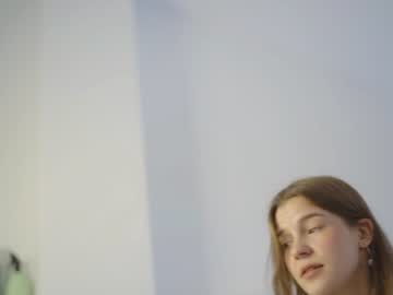 webcam girl eli_sun live cam image #8318496