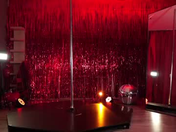 webcam girl _meganmeow_ live cam image #8532975