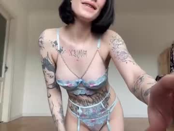 webcam tranny evelynforever live cam image #5937027