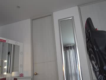 webcam girl beyllove_d live cam image #9810188