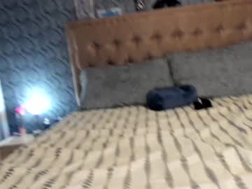 webcam couple lenoreandjasonsroom live cam image #958345