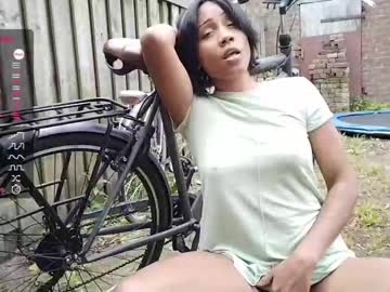 webcam girl therainqueen live cam image #9389623
