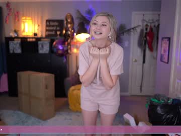 webcam girl blazefyre live cam image #3031363