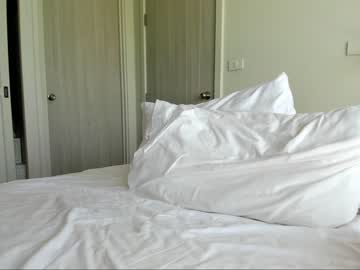 webcam girl asiangirlandwhiteguy live cam image #2247676