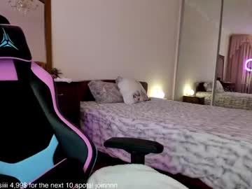 webcam girl oksanafedorova live cam image #2827192