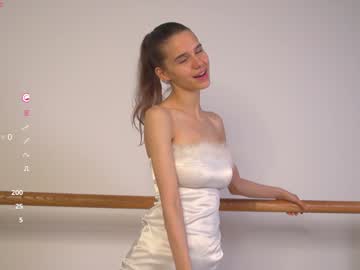webcam girl elation_evy live cam image #10603757
