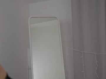 webcam girl floret_joy live cam image #8755553