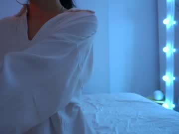 webcam girl houseofkei live cam image #1749724