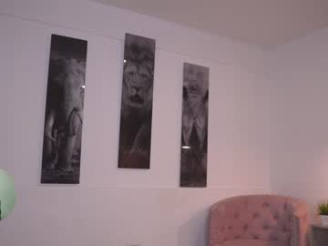 webcam girl laura_roldan live cam image #9363228