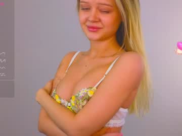 webcam girl ifiwasyourgf live cam image #10329998