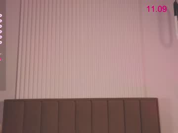 webcam girl lissa_meooow live cam image #10469981