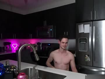 webcam couple ari_lovexo live cam image #7750327