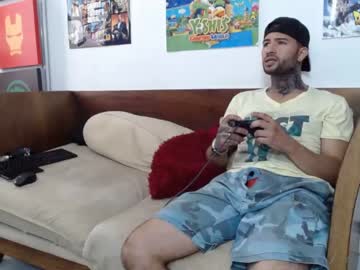 webcam man web_gammer_ live cam image #183074