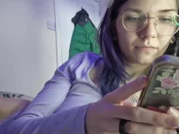 webcam girl lizzyylovesick live cam image #9633481