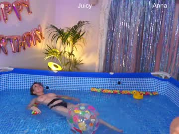 webcam girl juicyandthepussyblvd live cam image #3040696