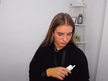webcam girl _matildaa live cam image #728199