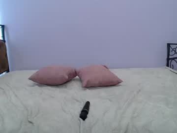webcam girl breeding_material live cam image #6328701