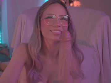 webcam girl soficb live cam image #10932349