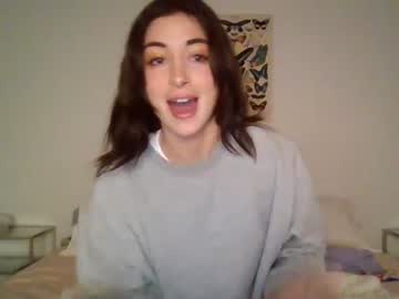 webcam girl melaniebluee live cam image #6638176