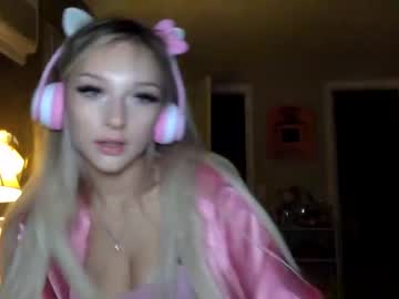 webcam girl katlatte live cam image #7816622