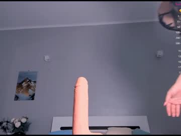 webcam girl kiyoko_kur live cam image #3385111