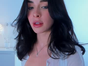 webcam girl uwunikaa live cam image #8283746