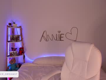 webcam girl annie_dreams live cam image #646560