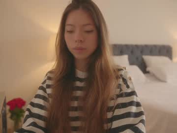 webcam girl emma_lu1 live cam image #12583377