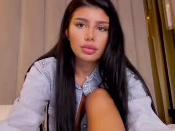 webcam girl moniqueeass live cam image #7678524