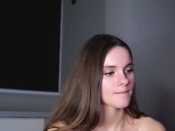 webcam girl lorettadunnell live cam image #11294356