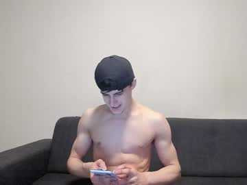 webcam man skinnyguywithbigd live cam image #8894982