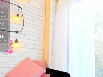 webcam girl sassyt33n live cam image #10411501