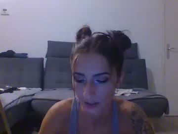 webcam girl tuguesa live cam image #2885136