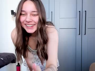 webcam girl eleonora_linn live cam image #2508465