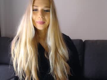 webcam girl pervyblonde live cam image #1789996