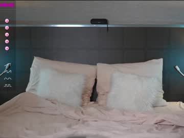 webcam girl wearehottest live cam image #219150