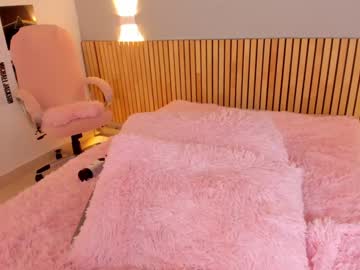 webcam girl little_effy18 live cam image #9572899
