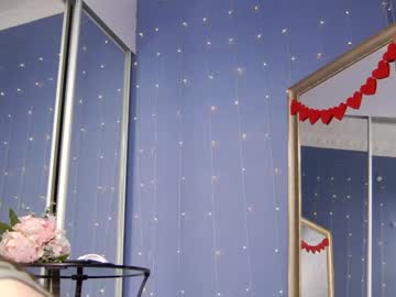 webcam girl kriskras__ live cam image #9910611