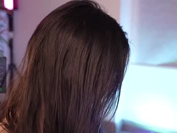 webcam girl lau__1 live cam image #9426655