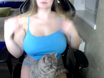 webcam girl royalboobs live cam image #1255503