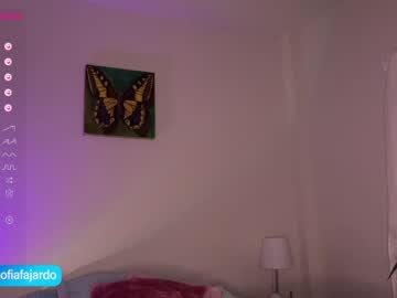 webcam girl sweet_littleee live cam image #4925036