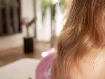 webcam girl villanelle_l live cam image #12409606