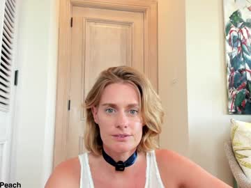 webcam girl island_peach live cam image #12191874