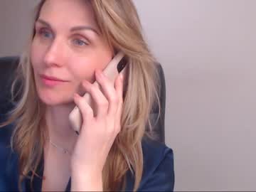 webcam girl lady_ada live cam image #1666940