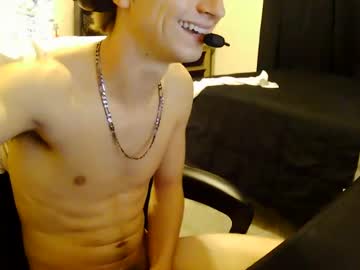 webcam man kylebrennan live cam image #11348163