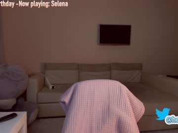 webcam girl hollyextra live cam image #1876043