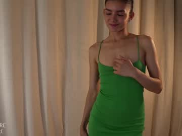 webcam girl ellelure_ live cam image #11829664